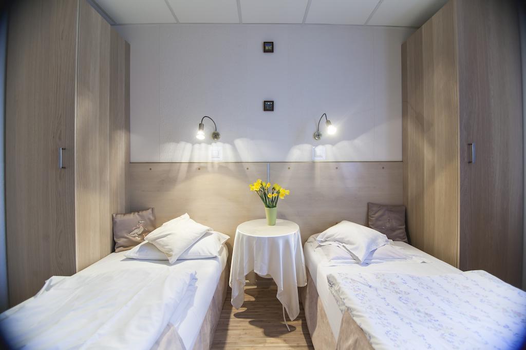 Hostal Akacja Goscinne *